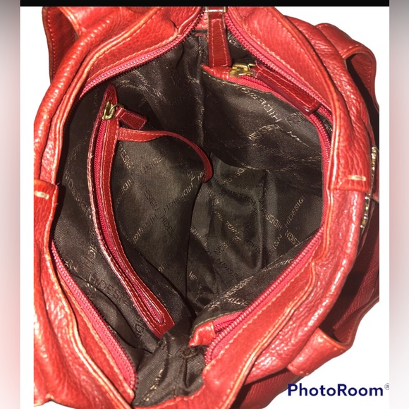 Hidesign Gen Leather Lrg Red Shoulder Bag w/gld hardware Good Preloved Condition - Picture 11 of 15
